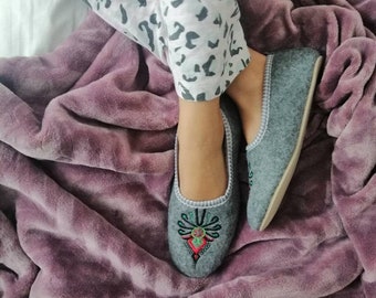 personalized embroidered slippers