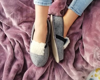 felt moccasins