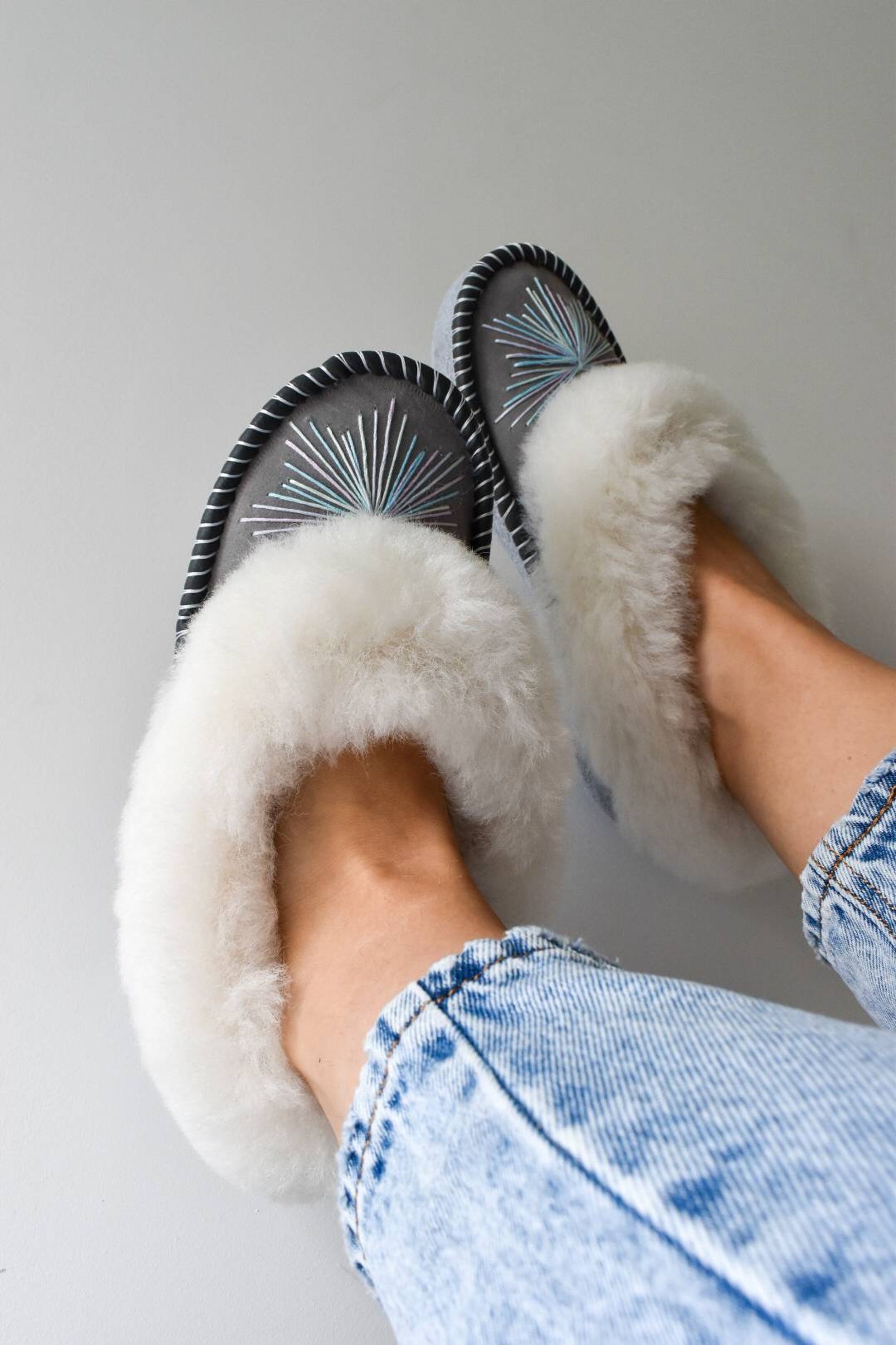 peacocks slippers