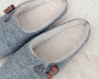 Grey Felt Slip-on Slippers