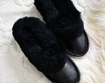 Men's Sheepskin Moccasin Slippers