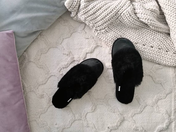 Sheepskin fluffy slip on slippers black sale