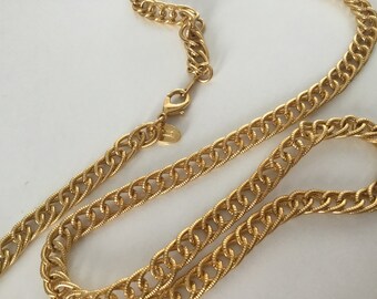 Coro Nickel Free Goldtone Long Chain Necklace Textured Liens