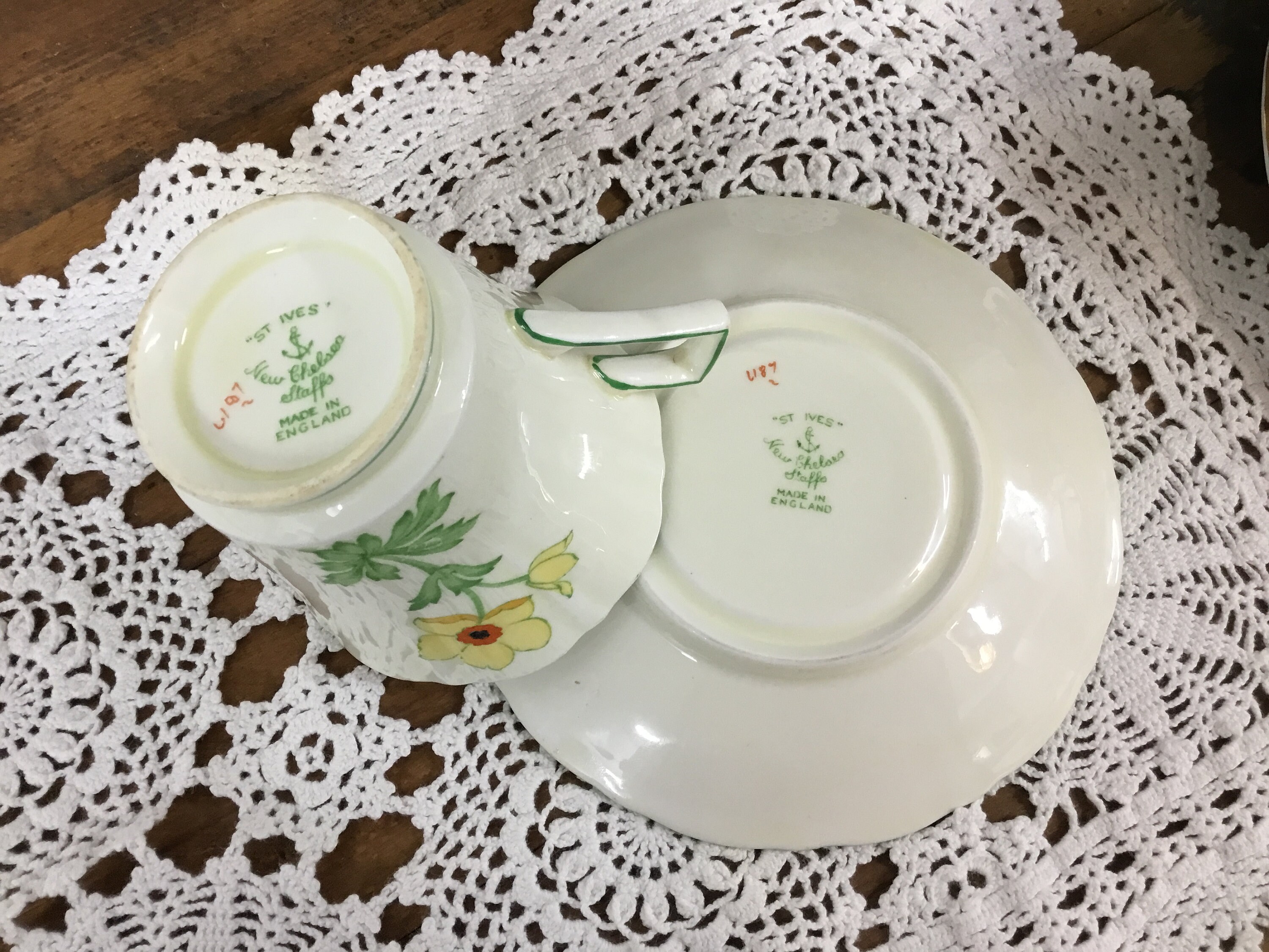 New Chelsea Staffs ST IVES Art Deco Shape Hand Painted Tea Cup and