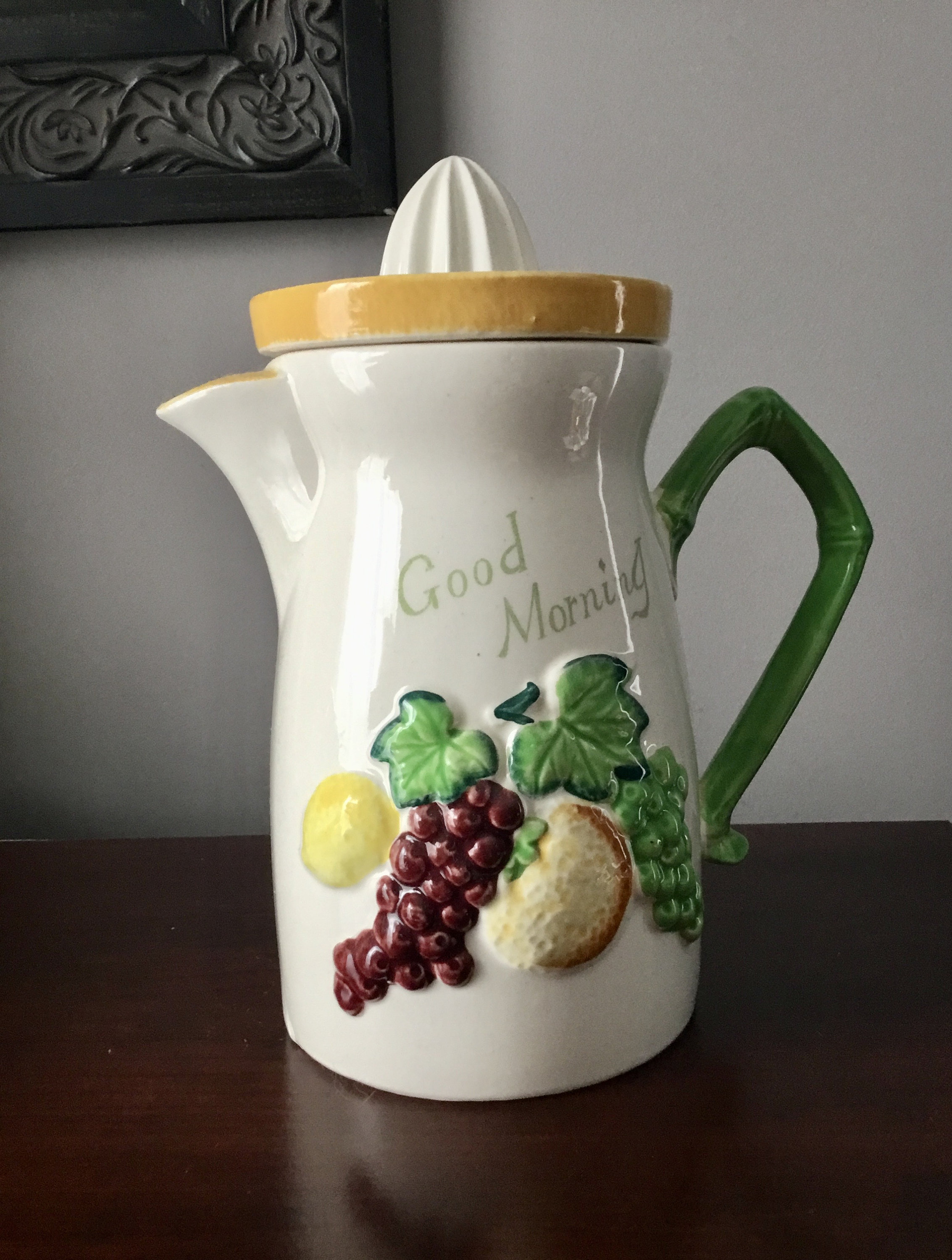 Vintage Giftcraft Ceramic Juice Jug With Juicer Top Made in Japan