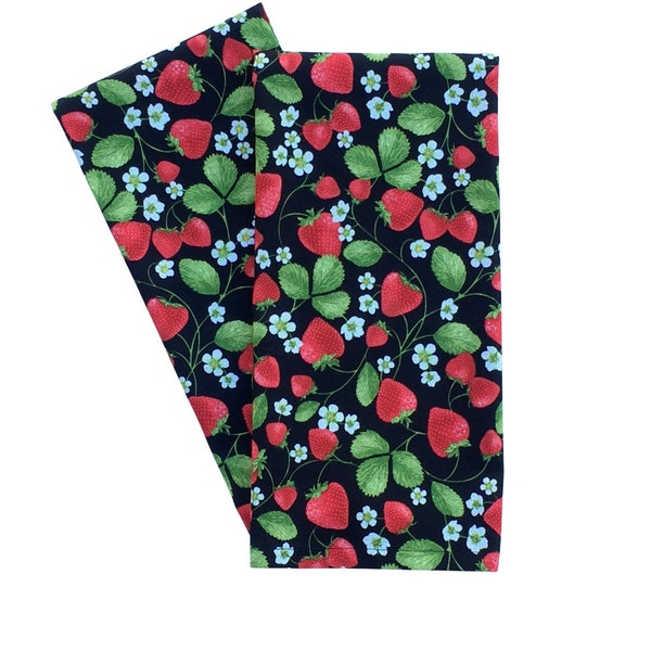 Strawberries Tea Towels, Pretty Strawberry Fruit Vines Dish Towels, Set of 2, 100% Cotton