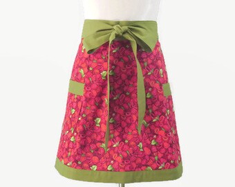 Women/'s Raspberries Half Apron in Green and Dark Pink Cotton