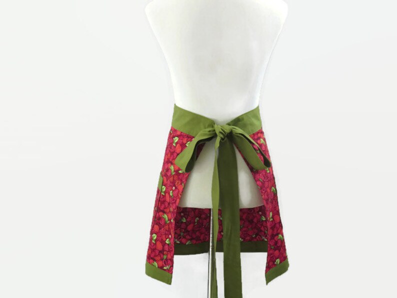 Women/'s Raspberries Half Apron in Green and Dark Pink Cotton
