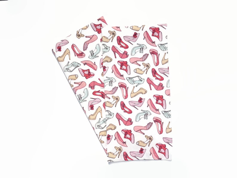 in a Cute Pink /& White Cotton Print High Heel Shoes Tea Towels Set of 2