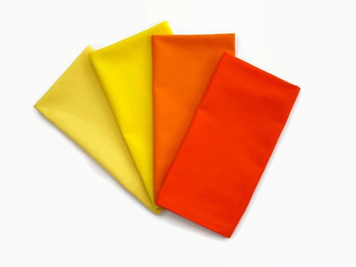 RIANGI Yellow Cloth Napkins Set of 6, 20x20 Inch - Washable and Wrinkle  Free Table Napkins for Dinner, Party, Thanksgiving, Fall Colors - Bulk  Yellow