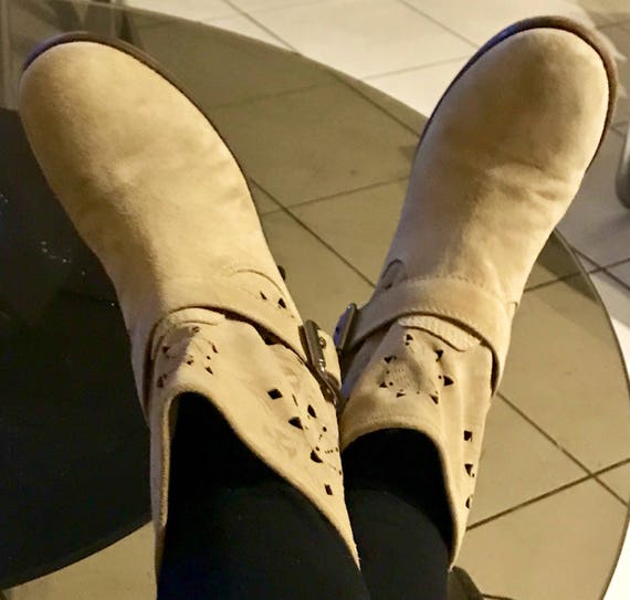 flat beige boots