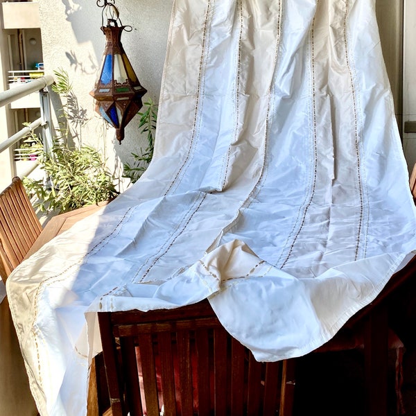 Paire de Rideaux à œillets, vintage français, toile polyester, blanc et beige irisé, prêt à poser, 1m30 x 2m58