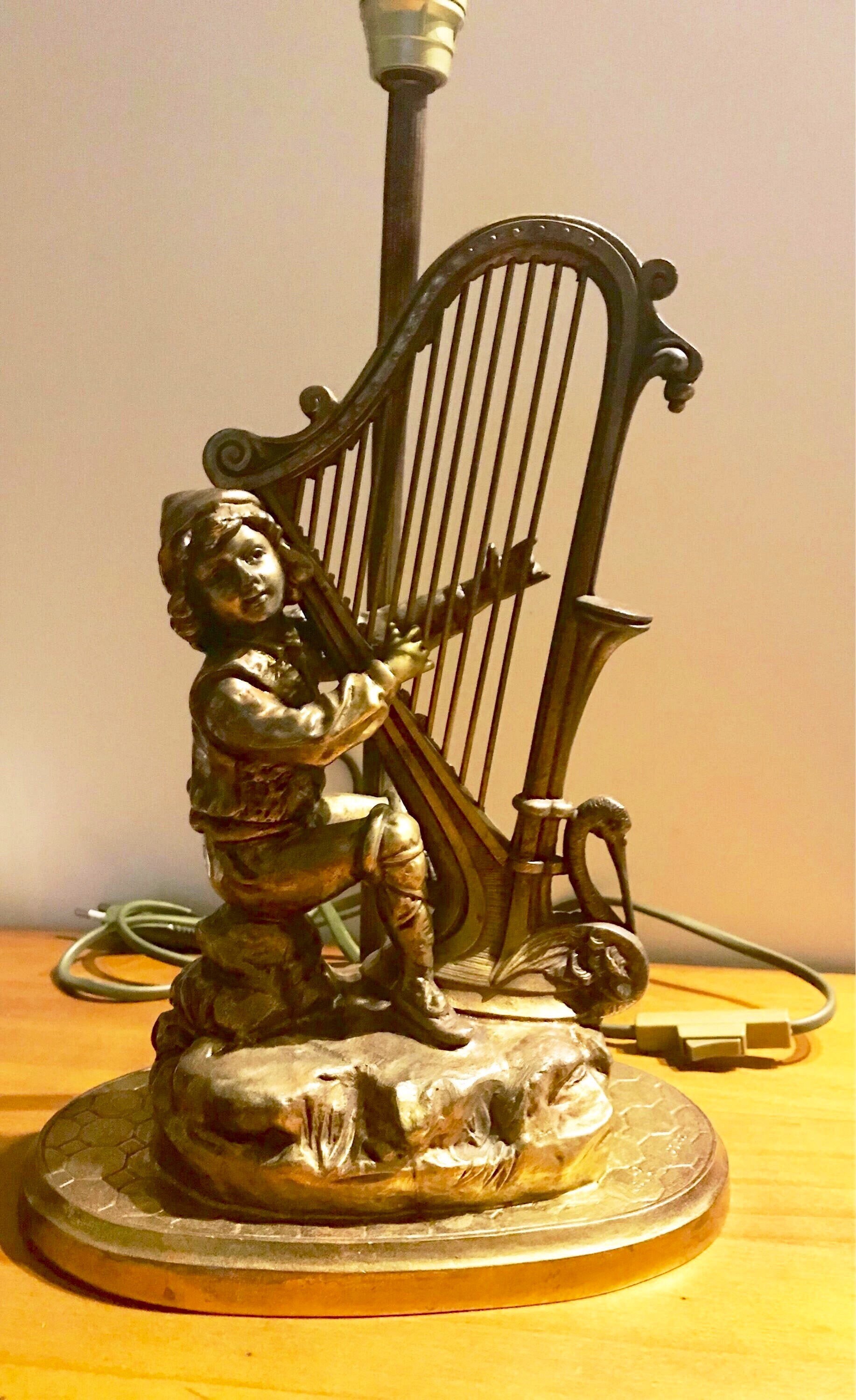 Mathurin Moreau, Ancienne Lampe à Poser, de Chevet, 19Eme, Bronze Doré, Bureau, Salon, Signé