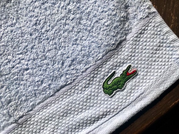 Lacoste Serviette De Toilette Serviette De Tennis éponge 100 Coton De Couleur Bleue Pastel Vintage Années 80