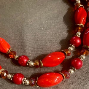Choker necklace, pearl necklace, in red and silver, round and oval. safety chain, vintage 70s