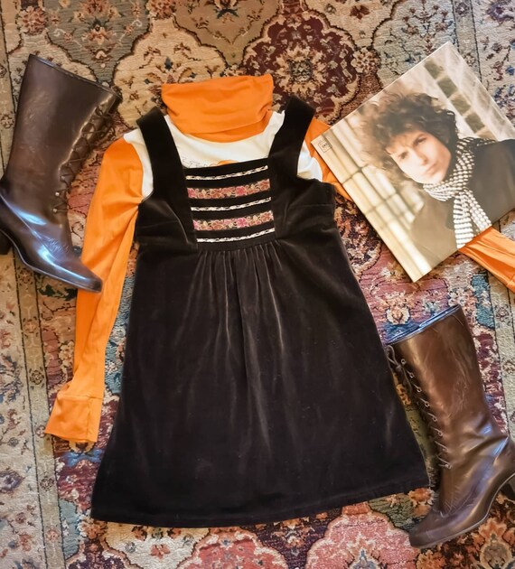 Stunning vtg 1970s MARION DONALDSON brown velvet p