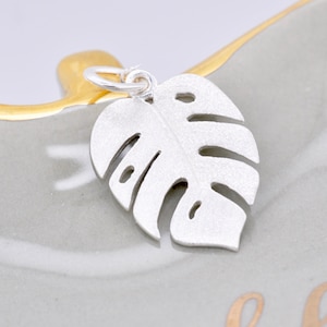 Monstera Leaf Necklace in Sterling Silver 925, Tropical Leaf Necklace, Nature Jewelry, Jamber Jewels