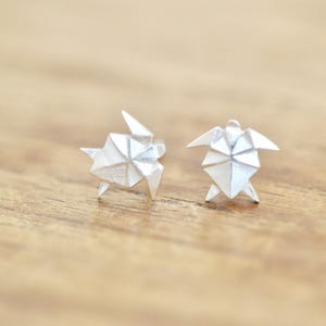 Origami TURTLE Earrings in Sterling Silver, Geometric Turtle, Beach and Ocean Jewelry, Turtle Charms, Beach Life, Jamber Jewels 925