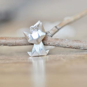 Sterling Silver Origami Cat Necklace, Fox Necklace, Cat Necklace, Cat Charm, Origami Jewelry, Cat Jewelry, Geometric Cat Necklace image 3