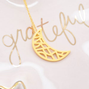 Artsy Crescent Moon Necklace in Sterling Silver 925, Simple Moon Necklace, Gold Moon Necklace, Jamber Jewels image 3