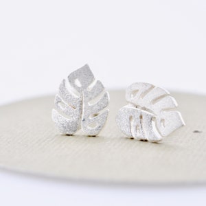 Monstera Leaf Stud Earrings in Sterling Silver 925, Tropical Leaf Earrings, Palm Leaf Earrings, Jamber Jewels 925