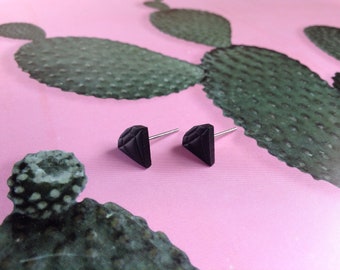 Diamond shaped polymer clay earrings. Geometric earstuds.