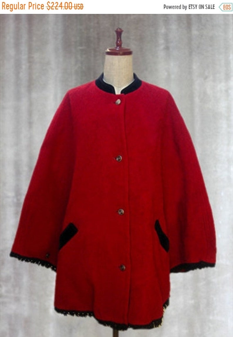 Vintage 70's wool cape made in AUSTRIA image 1