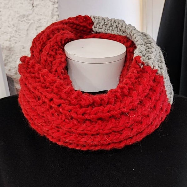 Snood en laine rouge et gris