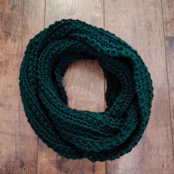 Snood en laine vert sapin