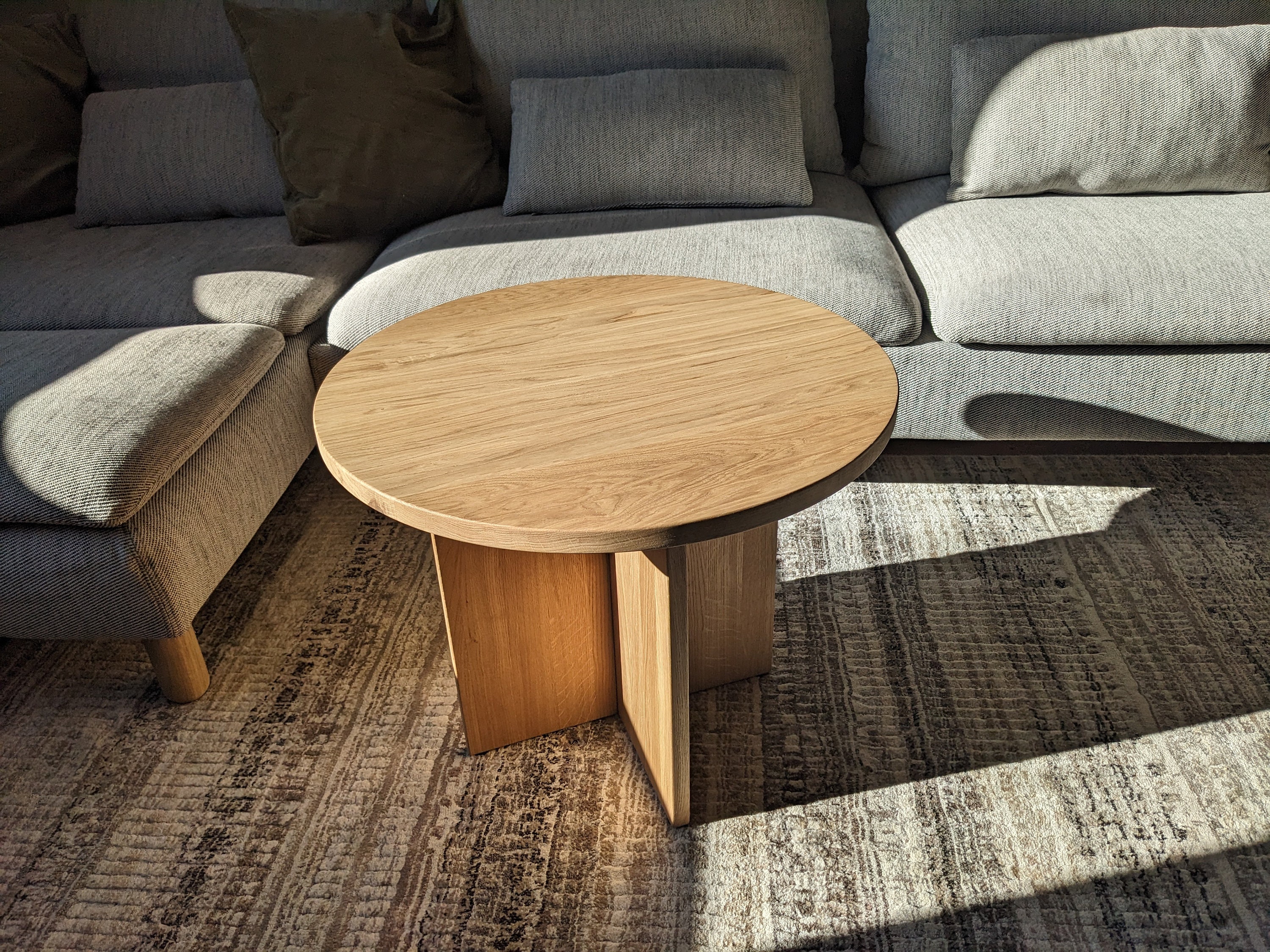 Solid Oak Coffee Table, Japandi Minimalistic, Small Round Side Table - Etsy