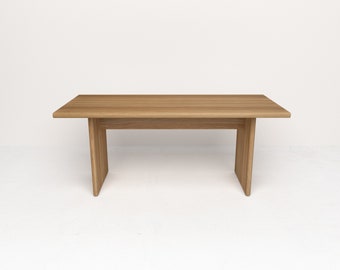 Solid oak wood dinning table