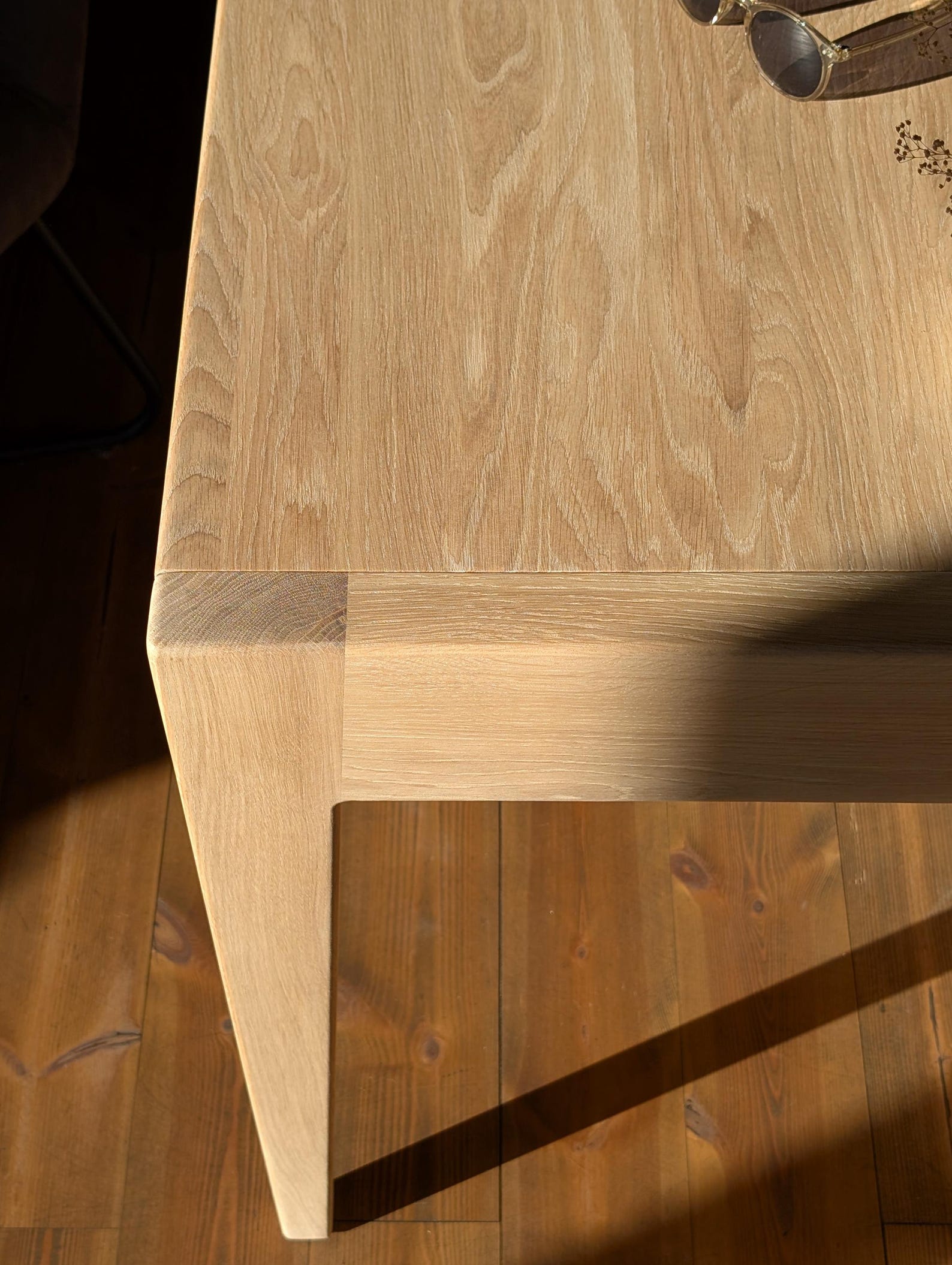 Fresh Look at Oak Wood Minimalist Desk With Drawer Durable Home Office Table
