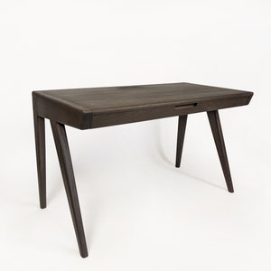 Solid Oak Wood Desk – Minimalist Home Office Table with Drawer, Durable Wooden Workspace