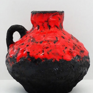 Dumler & Breiden 社製の西ドイツのビンテージ Fat Lava 花瓶。形状