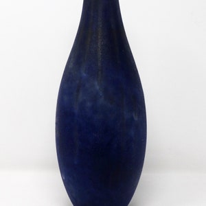 Karlsruhe Majolika X-Tall Vintage Mid Century Matte Navy Blue West German Vase
