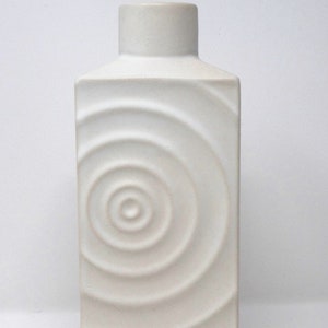 Steuler Cari Zalloni Vintage Mid Century Glossy White Zyklon West German Vase