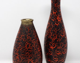 Ü Keramik Mid Century Red & Black Mottled West German Vase Set