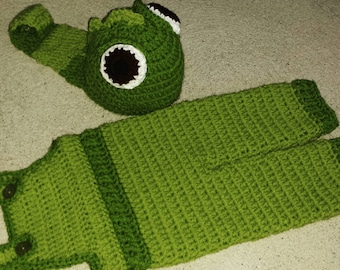 Chameleon overalls and hat; cute photo props and costumes, chameleon hat by itself available as well ;)