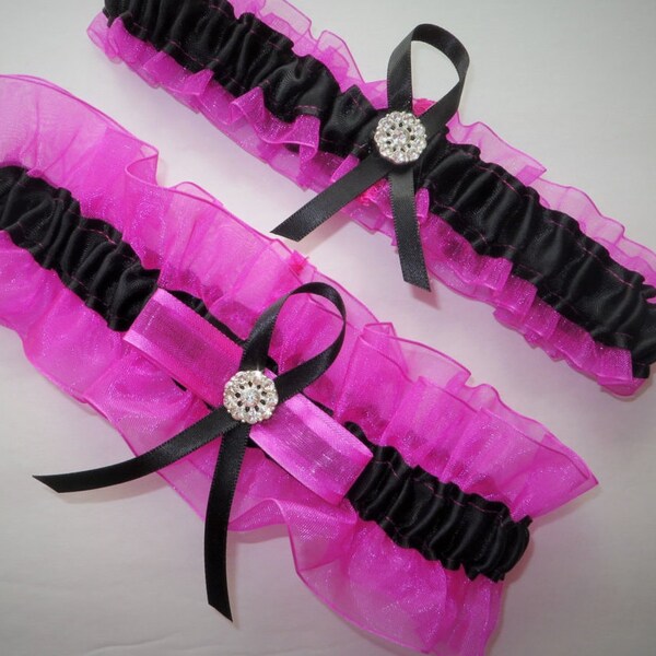 Fuschia Organza rose avec ensemble de jarretières en satin noir, jarretière de mariage, jarretière de mariée, jarretière souvenir, jarretière de bal, jarretière de la Saint-Valentin