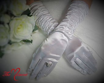 Wedding Gloves, Bridal Gloves, White Satin Bow Gloves, Full Finger Gloves, Satin Lace Gloves, White Bow Lace Gloves, Prom Gloves