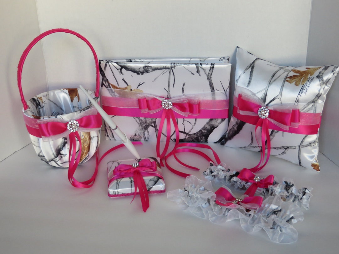 White Camo Wedding Set, Hot Pink Camo, Customize Wedding Accessories ...