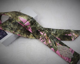 Pink True Timber Dress Sash, Camo Wedding sash, Camo sash, Camo Dress sash, Pink Camo Wedding, Camo Wedding