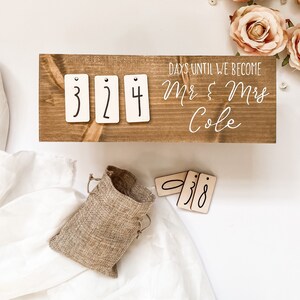 Wedding countdown Personalised engagement gift Countdown | Etsy