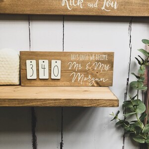 Wedding countdown Personalised engagement gift Countdown | Etsy