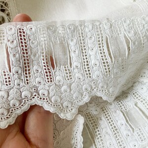 Exquisite Fine Hand Embroidered Lace Trim Eyelets Ribbon Insertion ...