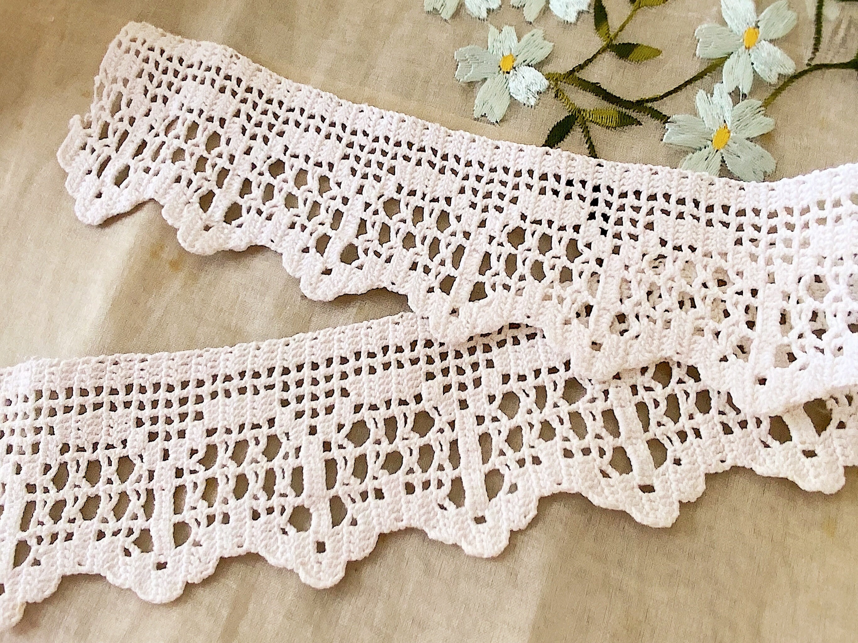 Vintage Hand Crocheted Lace Trim - Salvage Craft Dolls Costumes