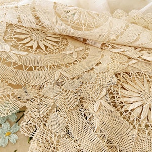 Fine Handmade Vintage Bobbin Lace Doily - Shabby Decor