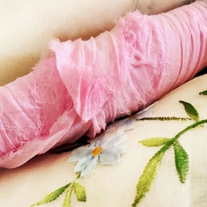 3yd Fine Sari Silk Chiffon - Pretty In Pink - Fita Reciclada - Bonecas Chapéus Jóias Presente Bordado Artesanato
