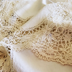Fabulous Lacy Vintage Tablecloth -  Beautiful Handmade Linen Bobbin Lace -  Lovely Floppy Medium Weight linen & linen lace