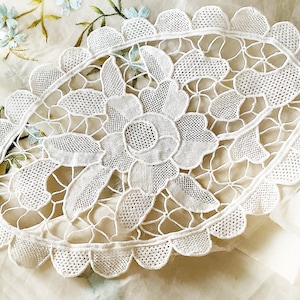 Oval Vintage  Handmade Cream Lace Doily / Mat